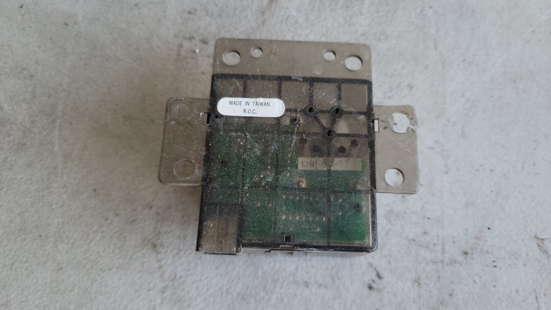Wrangler YJ Cherokee XJ Comanche MJ Multi-fit Emissions Maintenance Timer Control Relay 8956002460