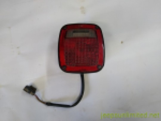 1999-2006 Jeep Wrangler TJ LJ Passenger Right Rear Tail Light 56018648AD