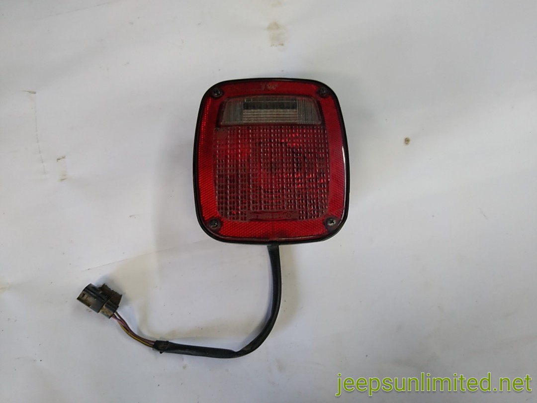 1999-2006 Jeep Wrangler TJ LJ Passenger Right Rear Tail Light 56018648AD