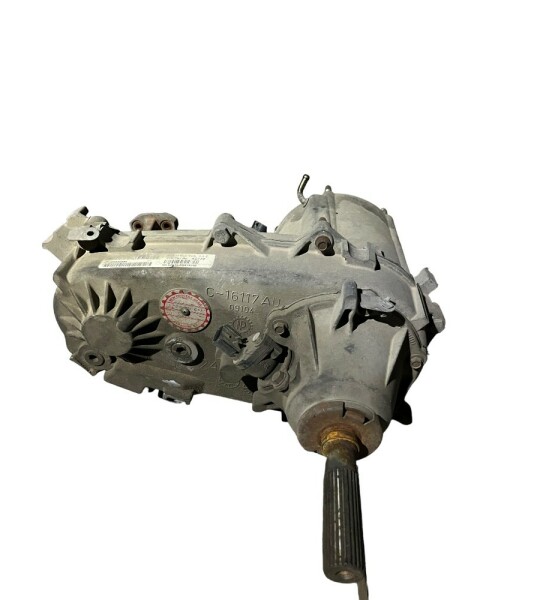 1997-2002 Jeep TJ & 97-01 XJ 2.5L 21-Spline NP231J Transfer Case | 52099364AE