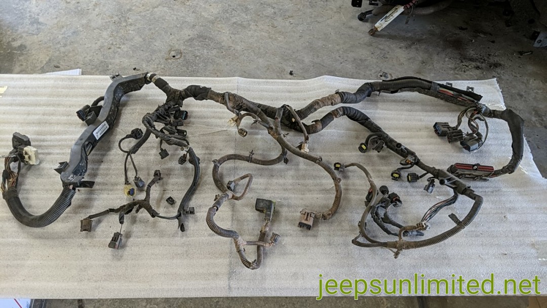 3.7 Liter V6 Engine Wiring Harness 2003 KJ 56044202AD