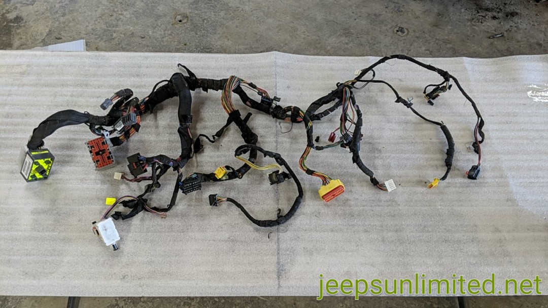 Instrument Dash Panel Wiring Harness 2002 KJ 56010100AI