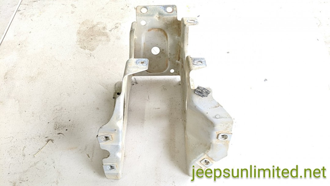 Wrangler TJ LJ Inner Fender Support Bracket Passenger Right 55174782 1997-2006