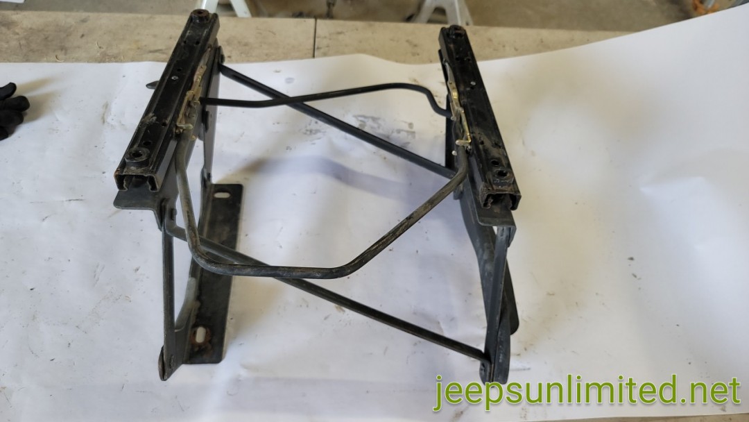 Jeep Front Passenger Folding Seat Bracket Riser Support Slider 76-90 YJ CJ 55009416