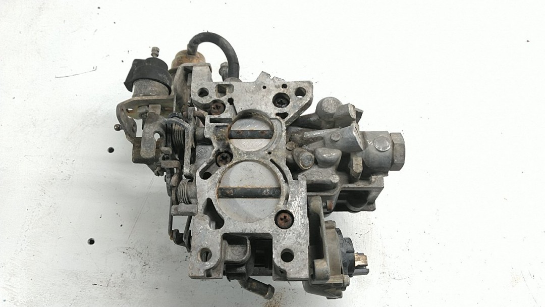 Jeep CJ Rochester Carburetor 2 Barrel 2.5L 4 CYL OEM 1980-1983  17081791