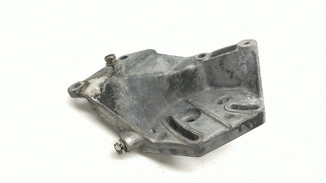 1987-1994 Jeep Cherokee XJ Power Steering Pump Bracket Engine Mount 4.0L 53007617