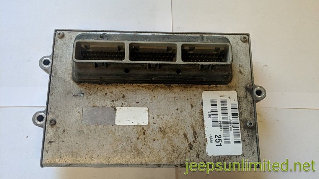 56041251 1995-1996 Cherokee XJ Engine Computer ECM PCM 4.0L 6 Cylinder Automatic 