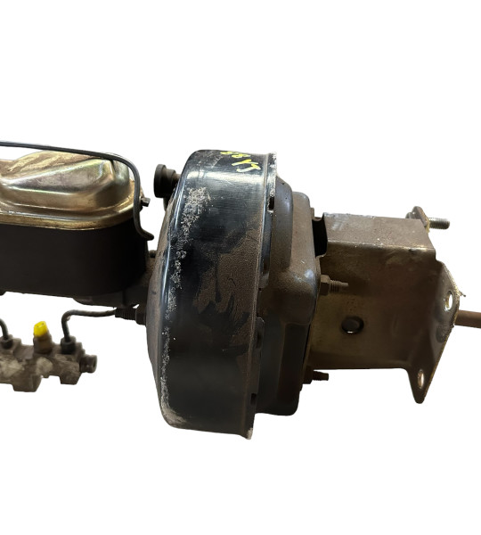 Wrangler YJ Power Brake Booster and Master Cylinder w/o ABS 4637862 1987-1995