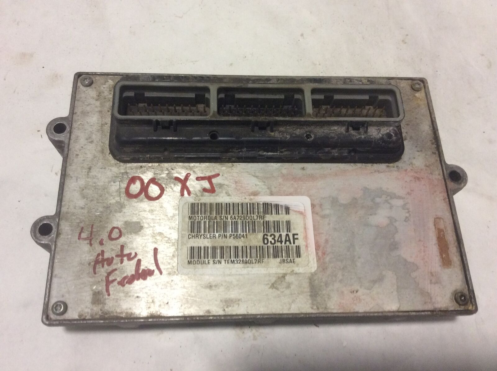 56041634AF 2000 Cherokee XJ ECM AT ECM  4.0L 6 Cyl