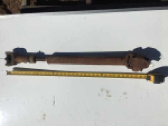 Cherokee XJ Front Driveshaft 4.0 6 Cylinder Manual Transmission 53005543