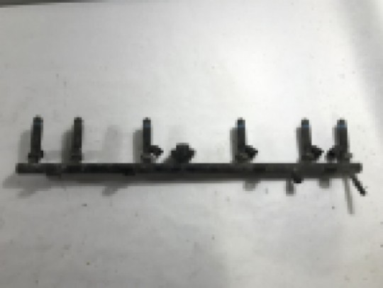 TJ XJ WJ Fuel Rail with Injectors 4.0L 6 Cylinder 05014496AC 1999-2004
