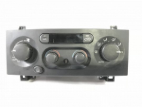 Jeep Grand Cherokee Heater A/C Climate Auto Temp Control 55116885AB 1999-2004