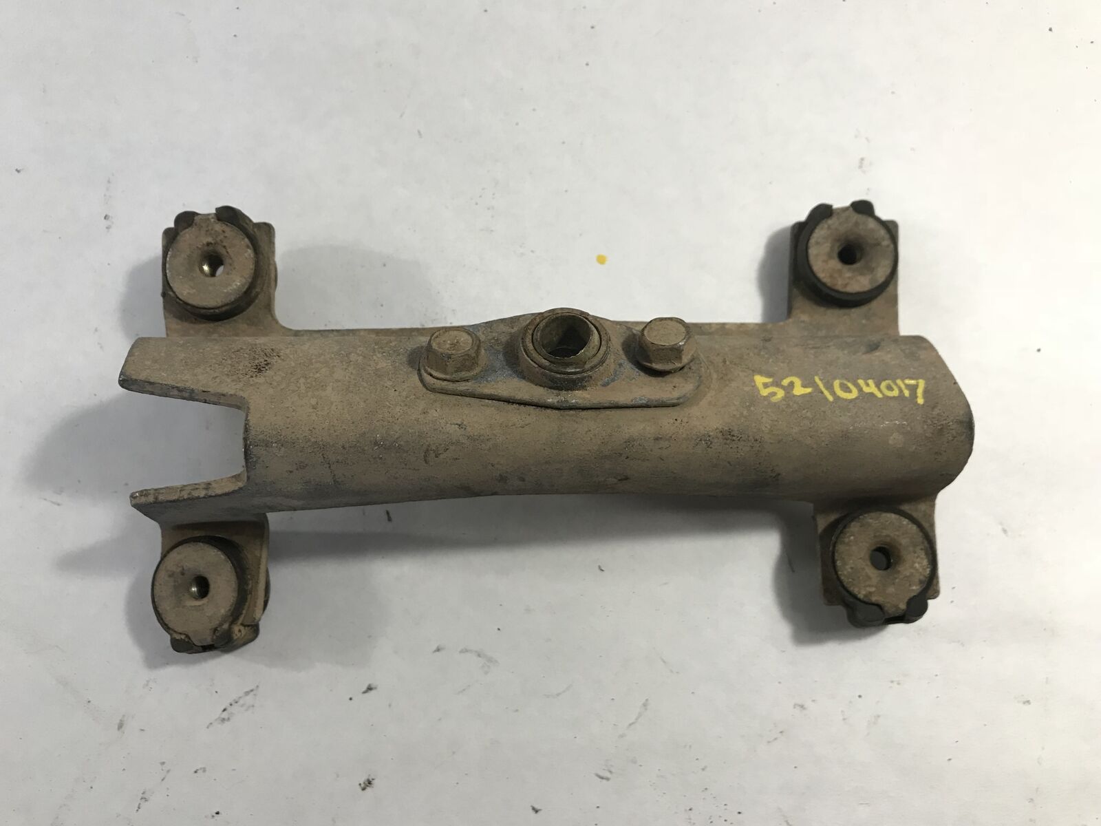 1997-2006 Jeep Wrangler TJ LJ Transfer Case Torque Shaft Bracket Mount 52104017 52109580 52109694