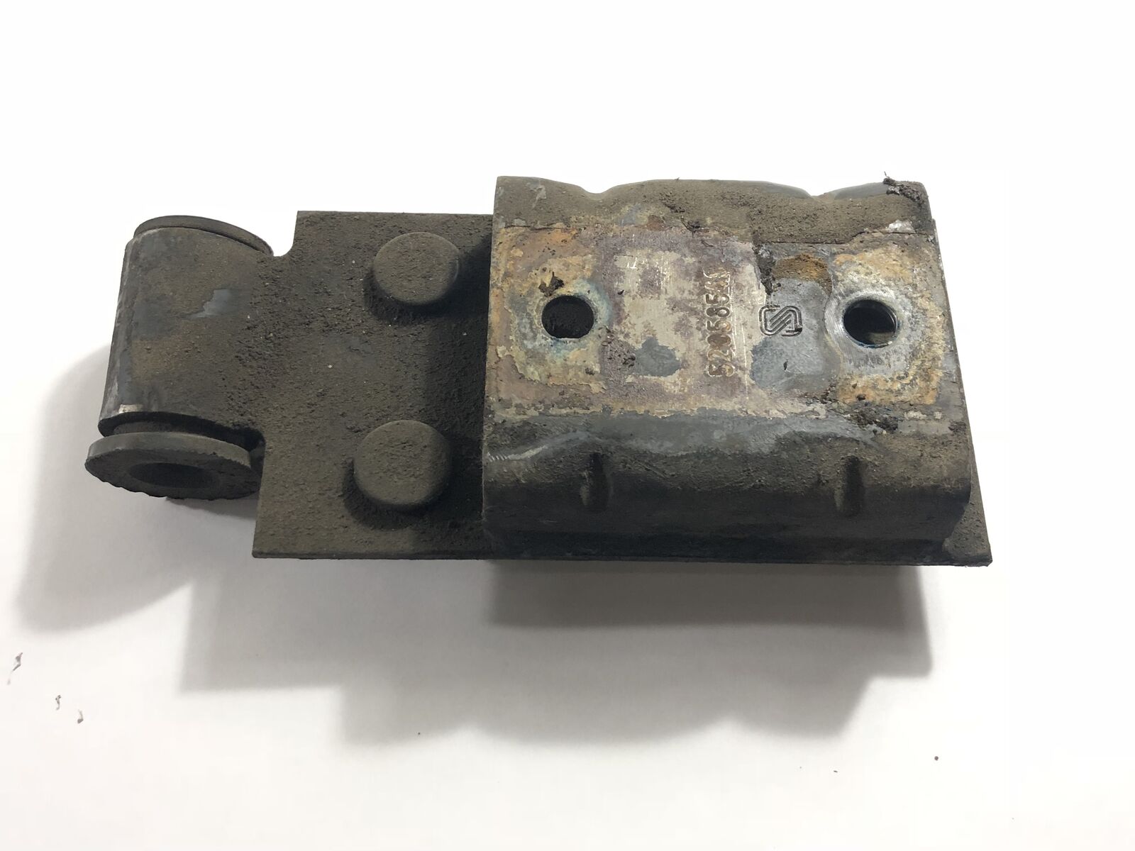 Wrangler TJ Automatic Transmission Crossmember Skid Plate Mount 52058548 1997-2002
