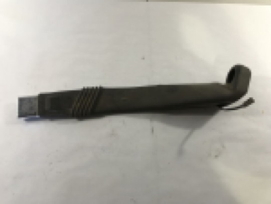 Wrangler YJ Front Seat Belt Buckle Driver Left Female  91-95 YJ 55027661