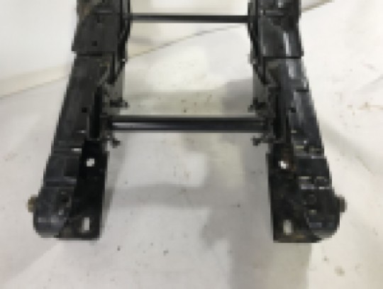 Wrangler TJ LJ Front Passenger Seat Bracket Right 05175261AA 2003-2006