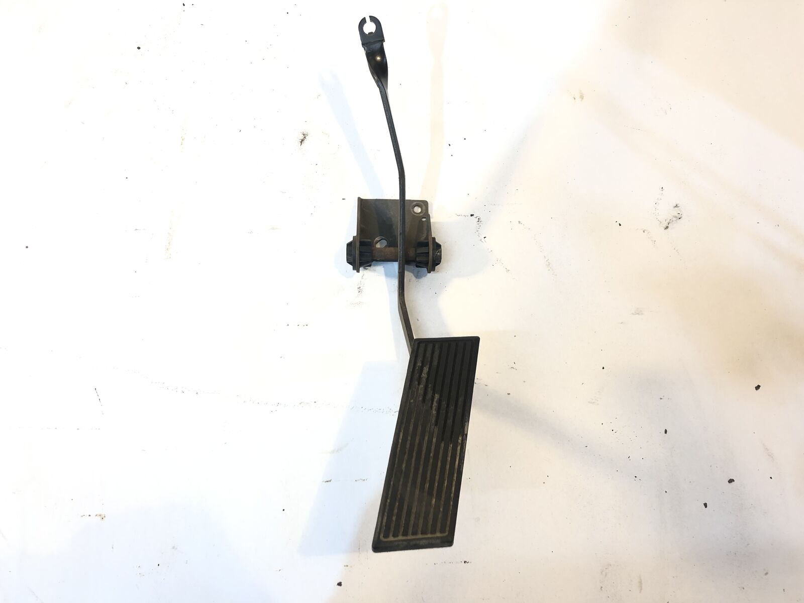 Wrangler TJ LJ Gas Pedal Assembly Accelerator Fuel Throttle 97-06 52078714