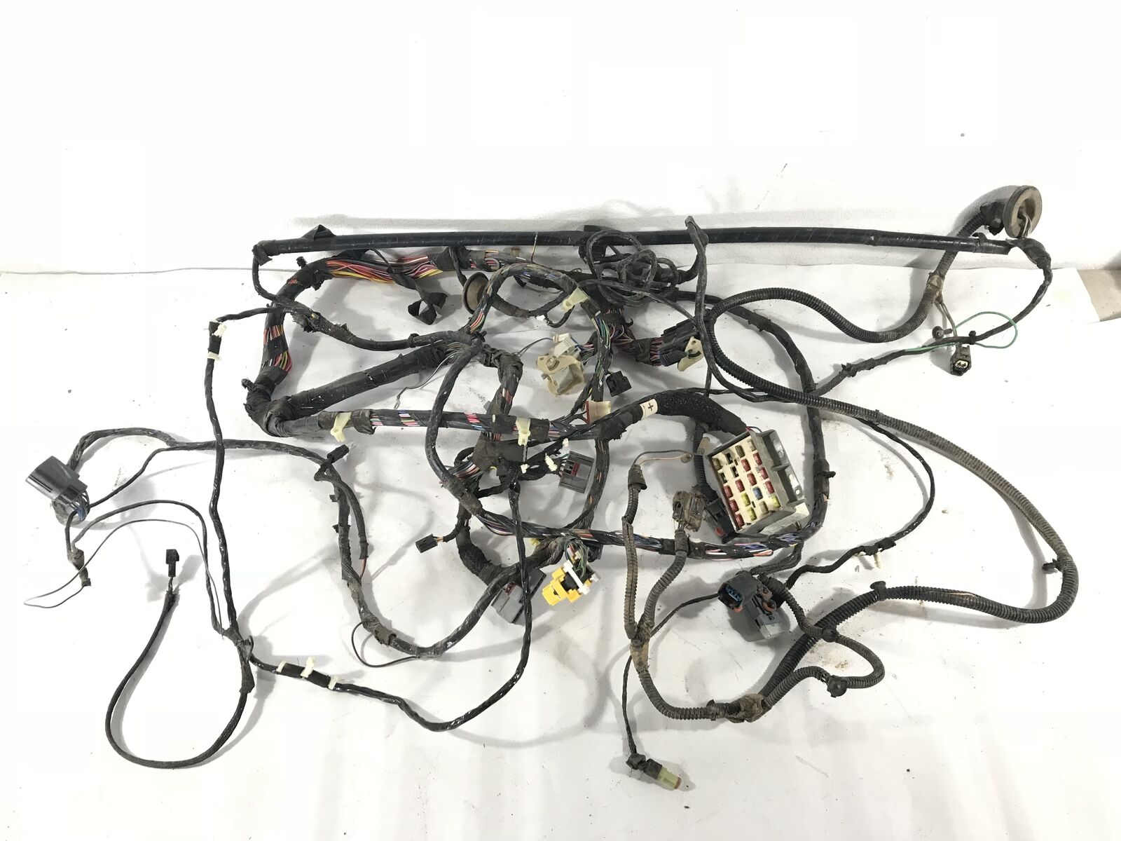 Body Interior Dash Panel Wiring Harness Rear Tail Lights 2004 TJ 56047162AC