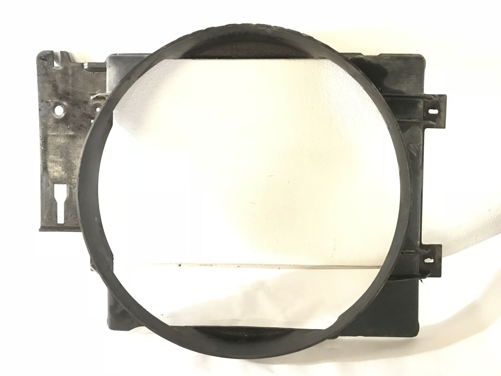 Wrangler TJ LJ Radiator Fan Shroud 4.0 Liter 6 Cylinder 52027925AC 1997-2006