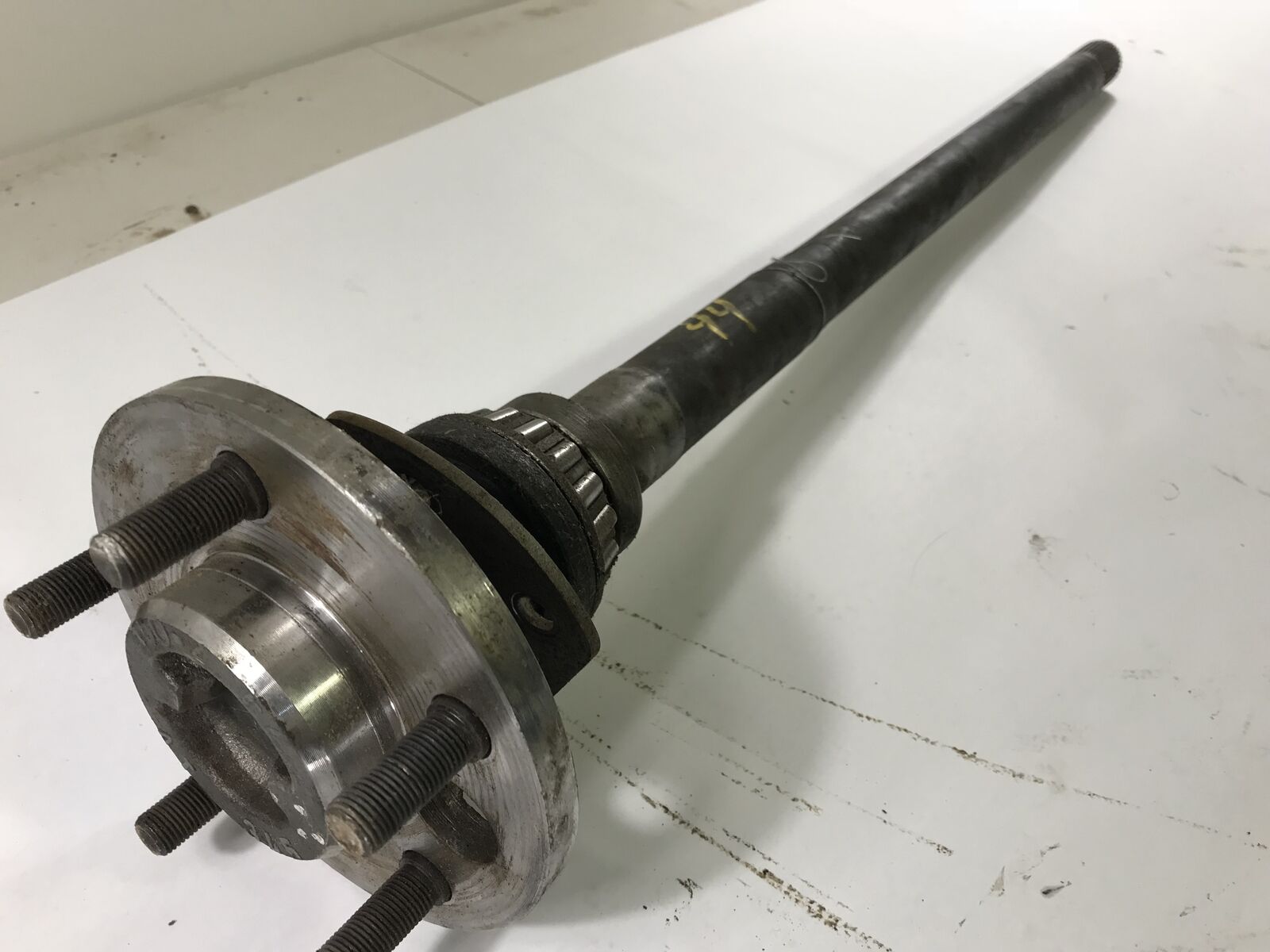 Wrangler TJ LJ D44 Rear Axle Shaft Driver Left Side 5083677AA 2003-2006