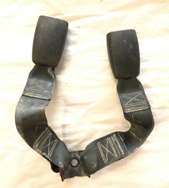 Wrangler TJ LJ Rear Seat Belt Center Buckle Bench Female 2003-2006