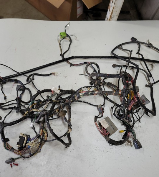 2005 Jeep Wrangler Unlimited LJ Instrument Panel Dash Body Wiring Harness Loom 2005  56052338AC