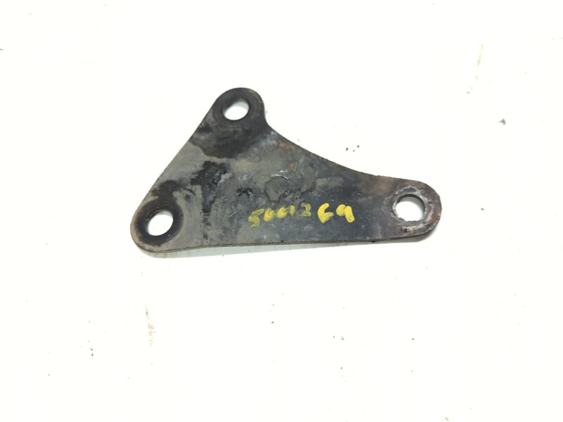 76-90 CJ YJ XJ MJ Alternator Engine Bracket AMC 2.5L V-Belt 33001715