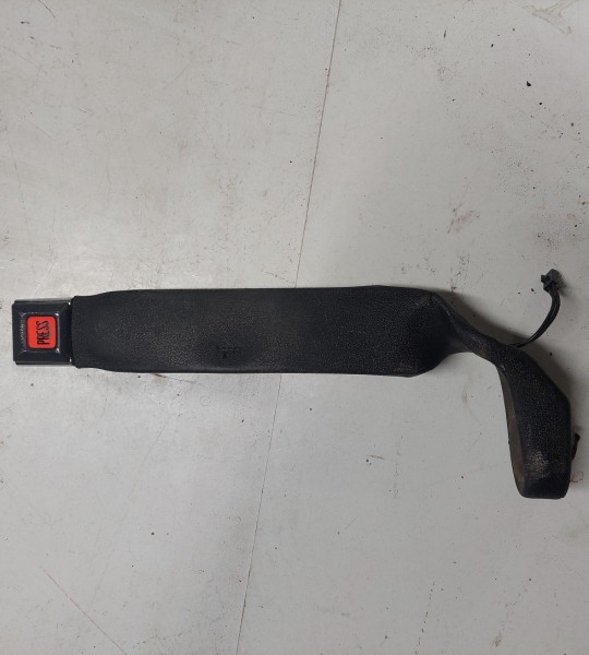 Wrangler YJ Front Seat Belt Buckle Driver Left Female LH 1987-1991 55028963