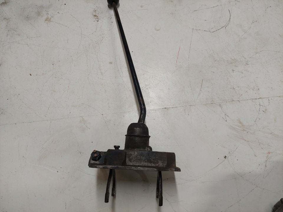 76-79 CJ T150 Top Cover Shifter Assembly MT 2603357
