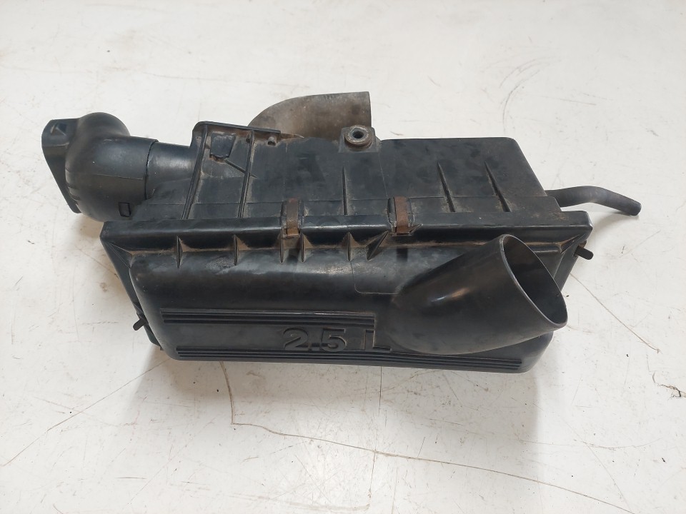 87-90 YJ OEM Air Filter Box 2.5L 4 Cyl 53006315