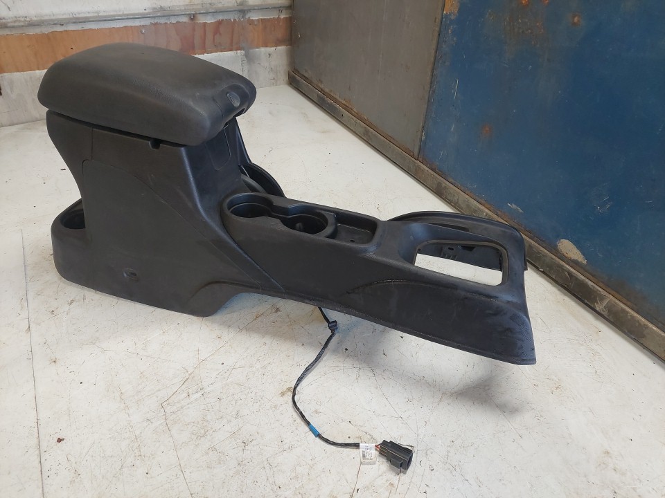 Center Floor Console with Wiring Harness Manual 11-18 Wrangler JK 62635CAV1