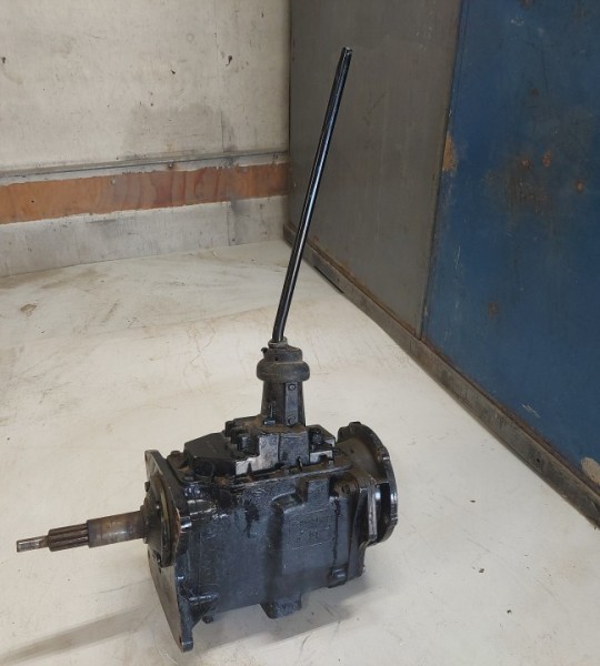 CJ T-176 Manual Transmission 4 Speed 1980-1986
