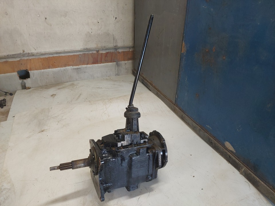 CJ T-176 Manual Transmission 4 Speed 1980-1986