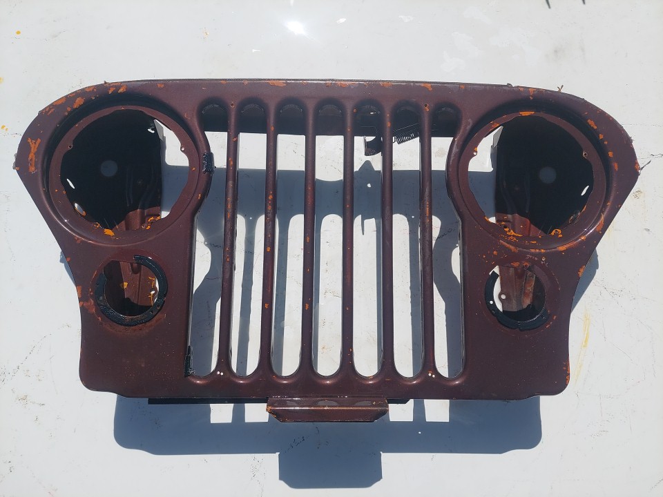 Grille 1976-1986 CJ5 CJ7 CJ8 Brown