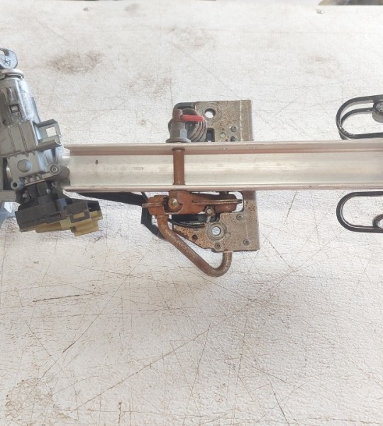 Cherokee XJ Steering Column with Tilt Automatic with Key 97-01 52079822