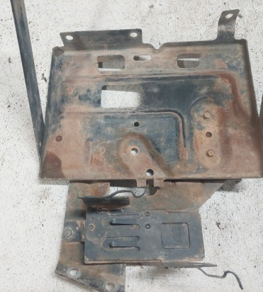 Wrangler YJ Battery Tray Bracket Fuse Box 1991-1995 