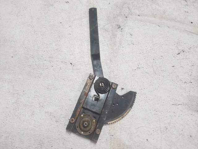 Wrangler YJ Passenger Side Window Regulator for Full Steel Door 1991-1995