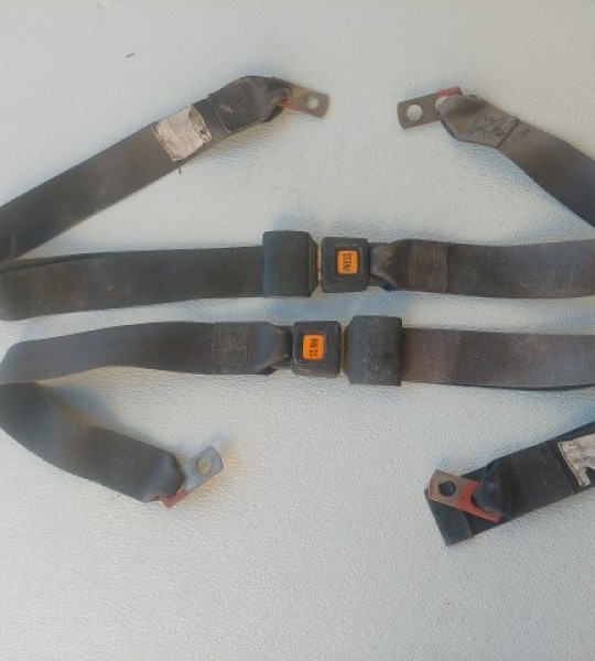 Jeep CJ Rear Seat Belt Buckle Receiver Lap Belt Set 76-86