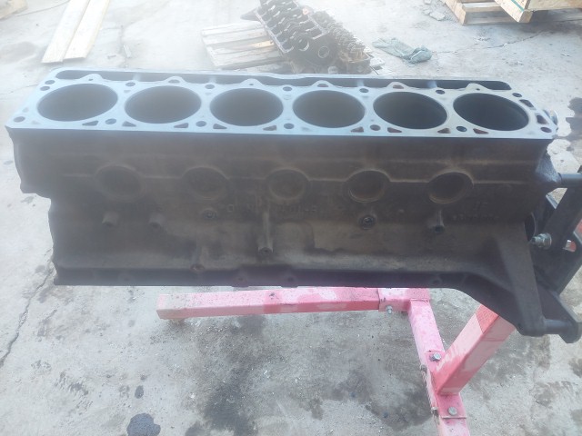 4.0L Engine Block 53008405 Builder